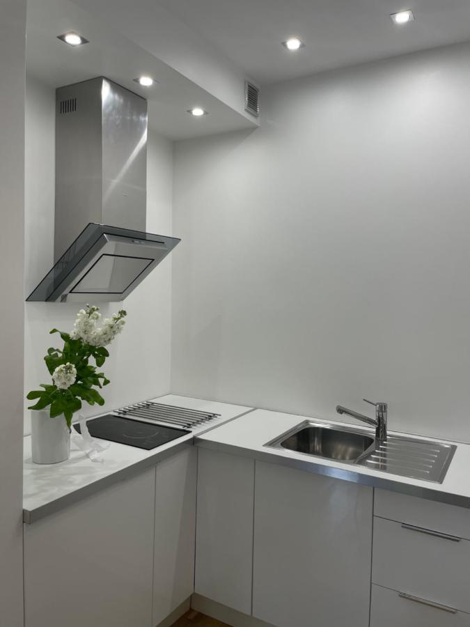 Apartament Przystan W Ustce - 120 M2 - 200 M Od Plazy Mickiewicza 2 Ustka Bagian luar foto