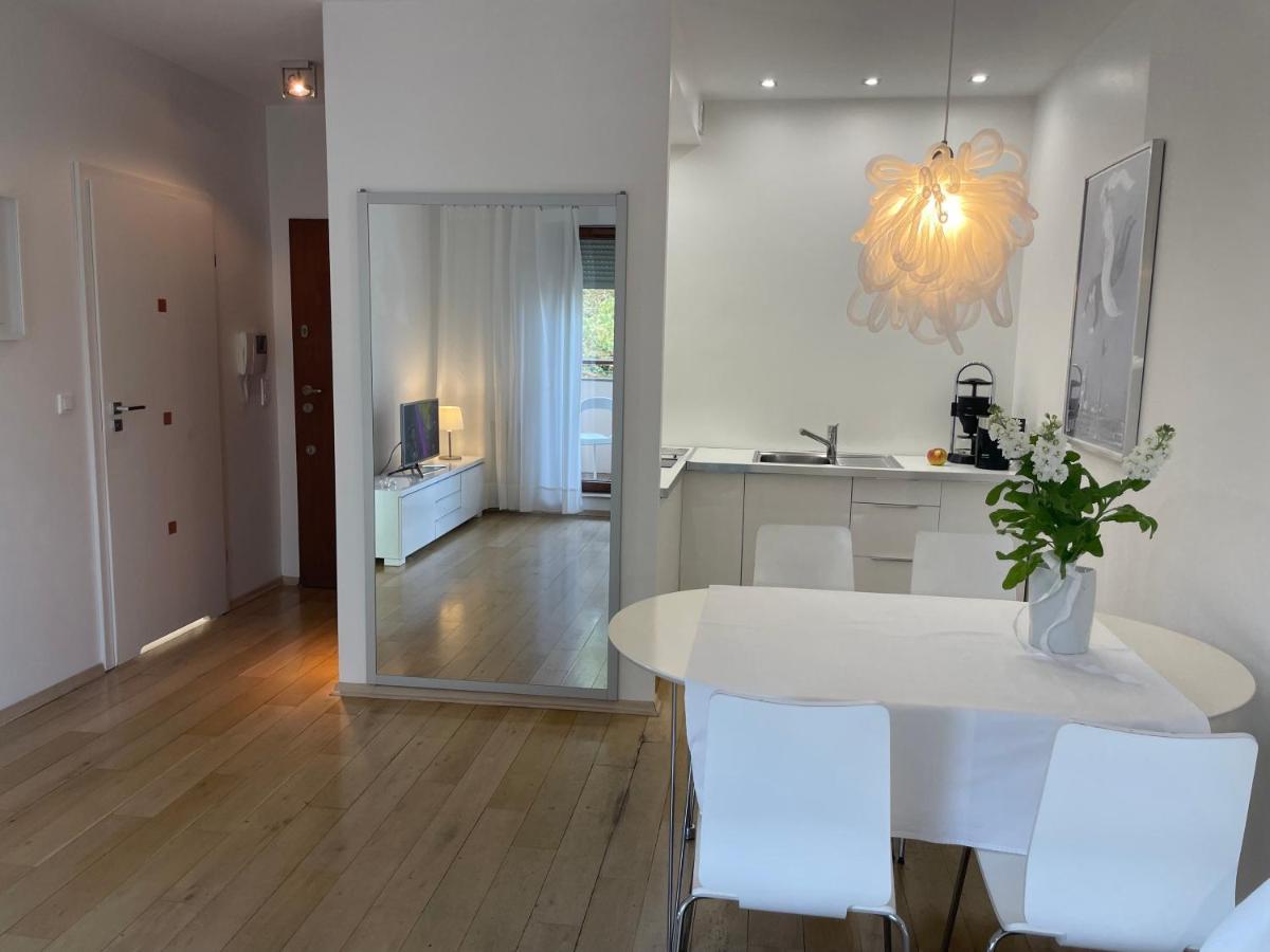 Apartament Przystan W Ustce - 120 M2 - 200 M Od Plazy Mickiewicza 2 Ustka Bagian luar foto
