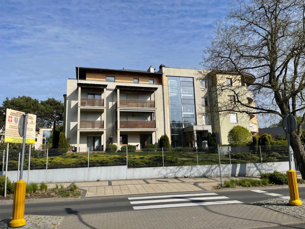 Apartament Przystan W Ustce - 120 M2 - 200 M Od Plazy Mickiewicza 2 Ustka Bagian luar foto