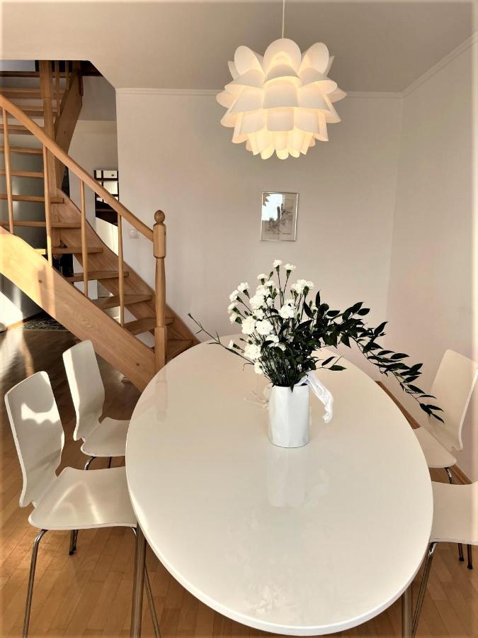 Apartament Przystan W Ustce - 120 M2 - 200 M Od Plazy Mickiewicza 2 Ustka Bagian luar foto